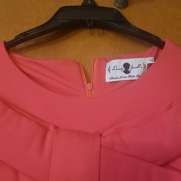 Beautiful Dainty Jewells dress - Picture 2 of 2